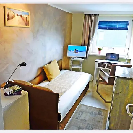 Apartment In Westerland Mit Grossem Garten